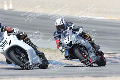 media/Oct-05-2025-CVMA (Sun) [[beeef4f201]]/Race 10-Formula Lightweight Twins Shootout/